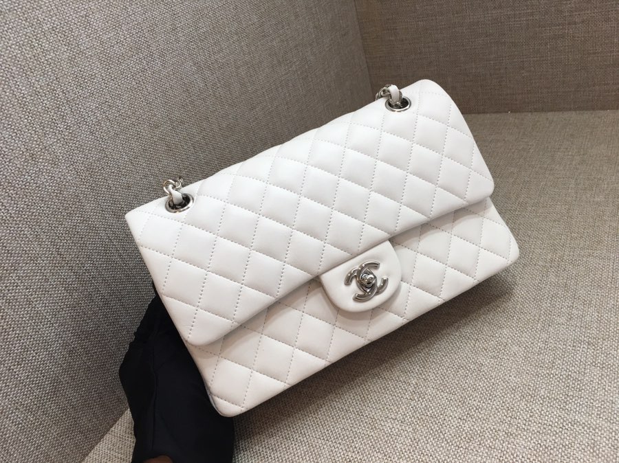 Medium Classic Flap Lambskin Bag AO1112 White/Silver